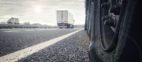 headerbeeld_truck_lekke_band
